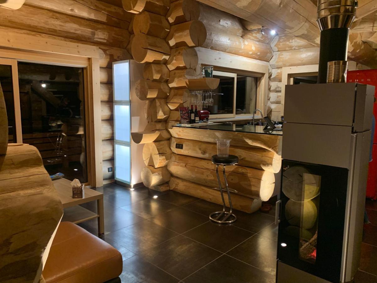 Chalet Anzac Chalet 5 Etoiles En Rondins Tout Neuf Unique Dans Les Aravis Les Villards-sur-Thônes Exterior photo